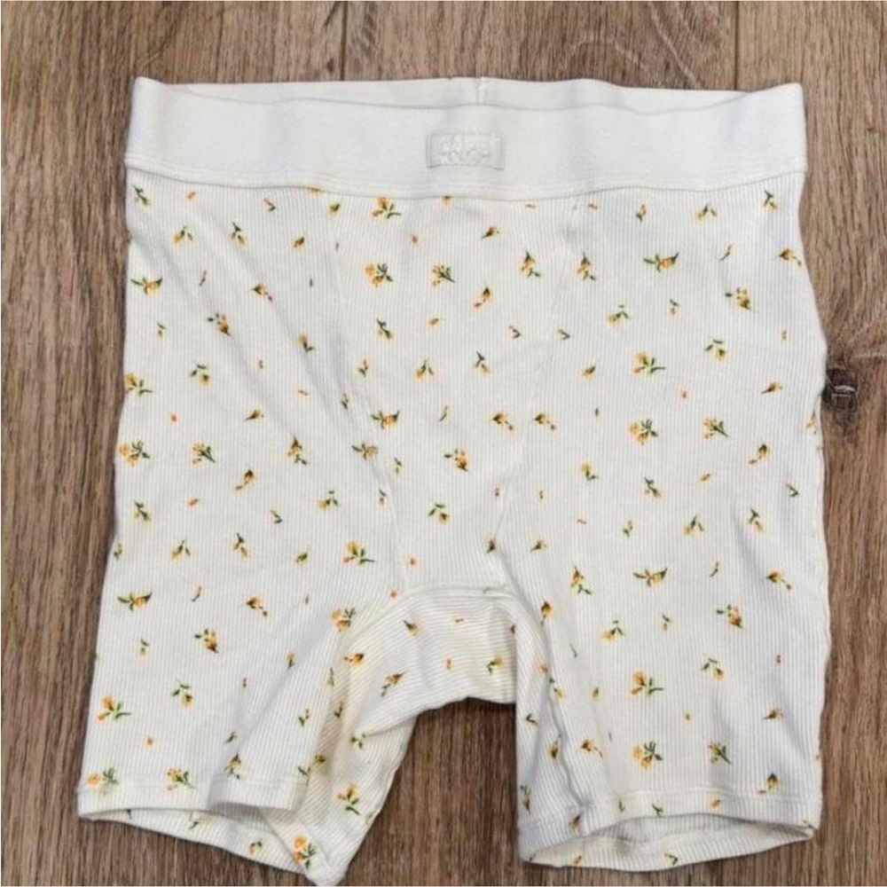 Floral Print White shorts